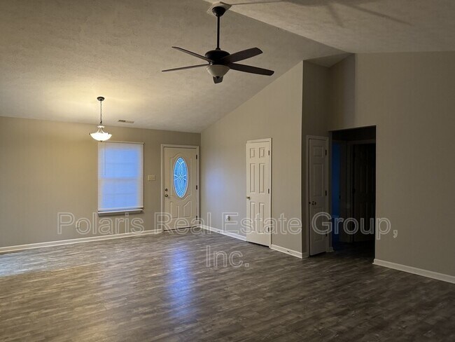 Foto del edificio - 5523 Orth Ct