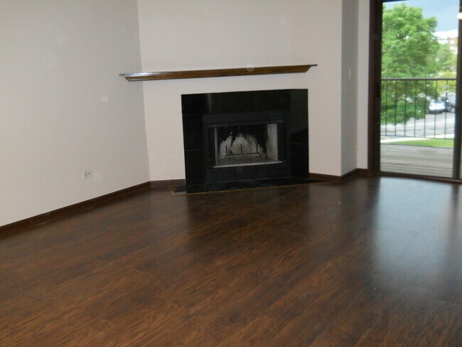 Foto del edificio - 621 Hapsfield Ln