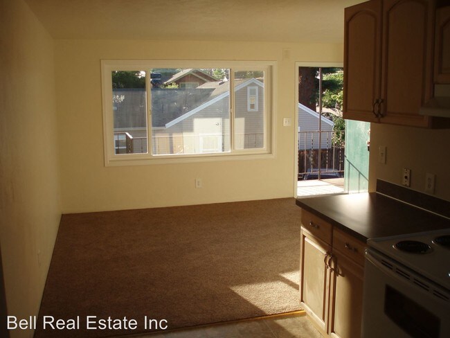 Foto del edificio - 1 br, 1 bath Apartment - 335 C St 335 C St #5