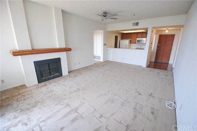 Building Photo - 2567 Plaza del Amo