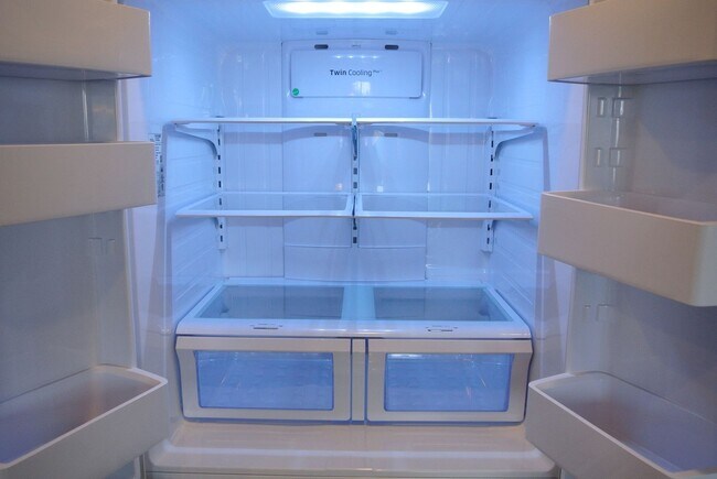 Foto del edificio - Spacious 3 bedroom 2.5 bath home in SE Cor...