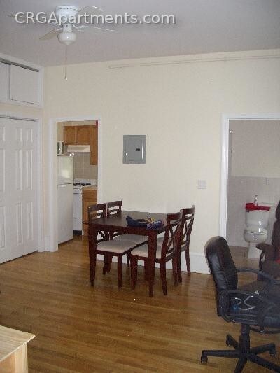 Primary Photo - 65 Inman St