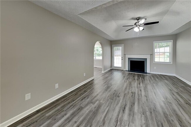 Foto del edificio - 658 Castlebrooke Way SE