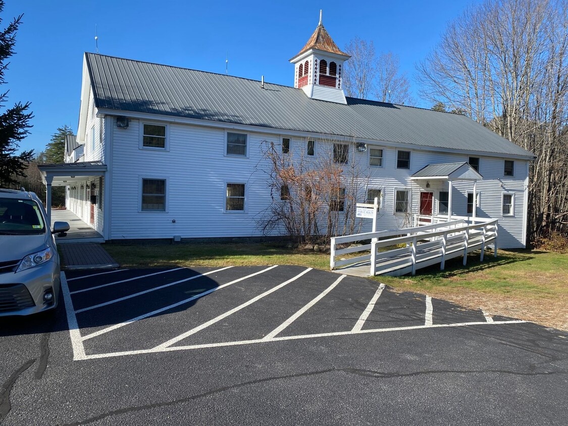 1230 NH16 Unit 5, Ossipee, NH 03864 Room for Rent in Ossipee, NH