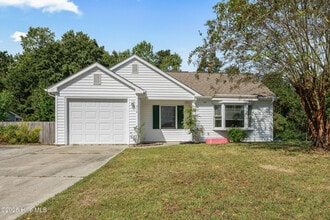 Building Photo - 314 Pebble Ln