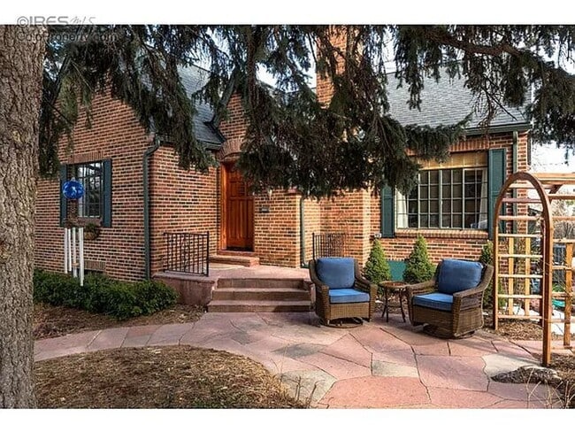 Building Photo - Stunning 4 bed, 2 bath Boulder Home Near Chautauqua! Available July 5th!