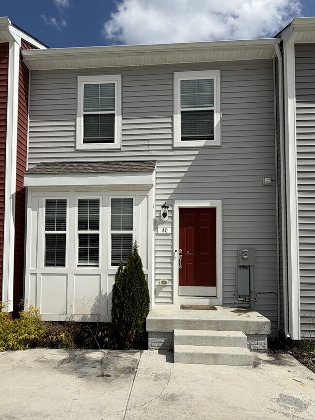 Building Photo - 40 Orch Grn Dr