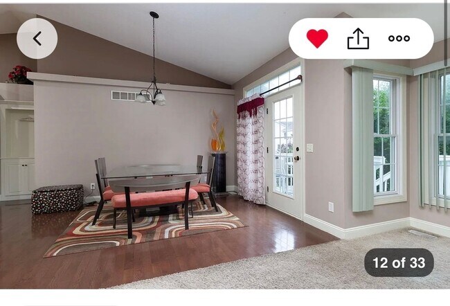 Foto del edificio - 3900 Sparrow Ct
