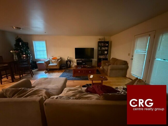 Building Photo - 36B Raymond St. Unit 1B