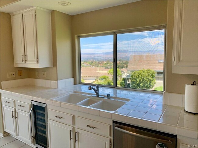 Foto del edificio - 6 Saros