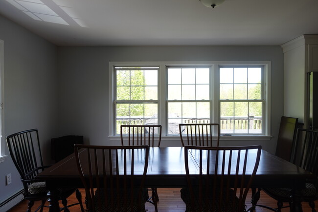 Foto del edificio - 2351 Sugar Hill Rd