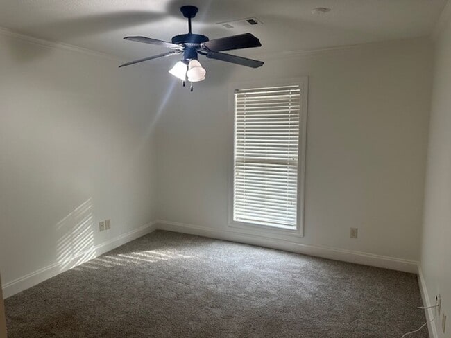 Foto del edificio - 3/2 For Rent in Germantown School District!