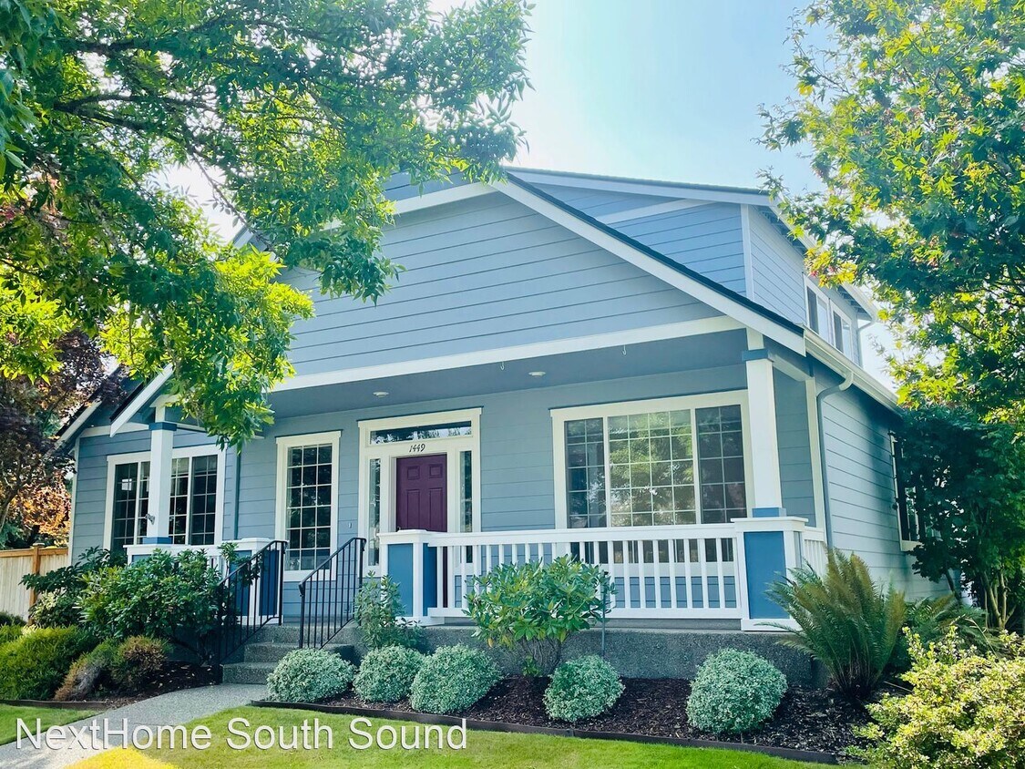 Primary Photo - 4 br, 2.5 bath House - 1449 Heron Ct (LU)