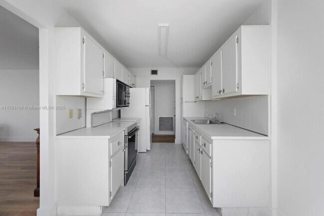 2 bedroom in North Miami Beach FL 33179 - 2 bedroom in North Miami Beach FL 33179 Apartment