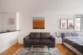 Foto principal - 230 W 55th St