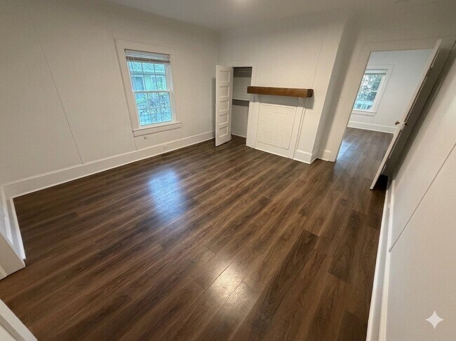 Foto del edificio - 1022 Kent St