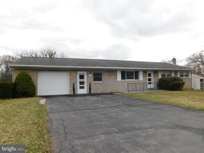 Building Photo - 1569 Frank Rd