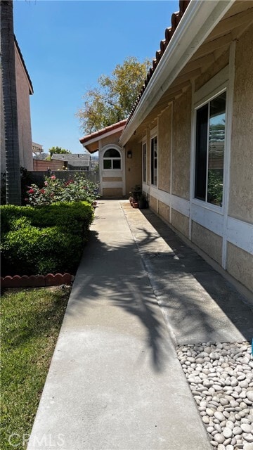 Building Photo - 21340 Vía Del Halcon