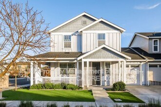 Building Photo - 2976 Bay Village Ave