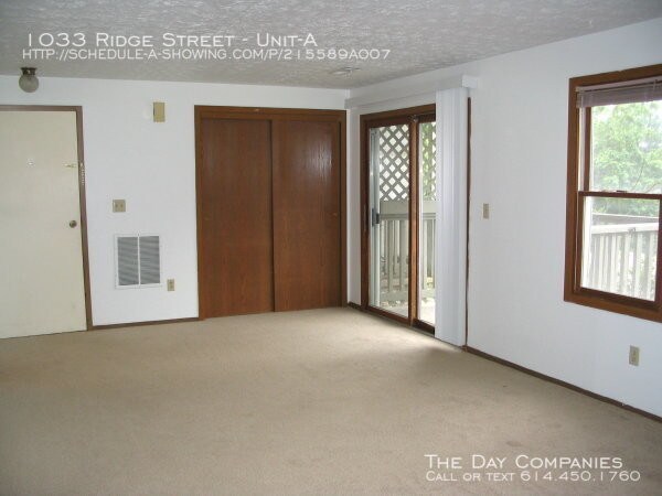 Building Photo - 1033 Ridge St