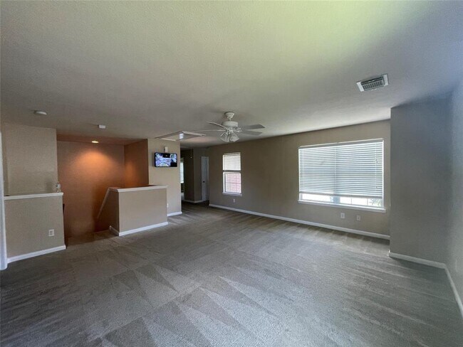 Foto del edificio - 2222 Bristol Bend Ln
