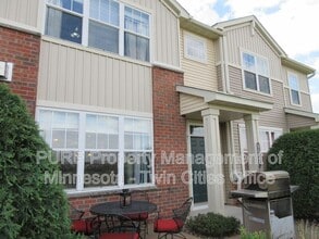 Building Photo - 3426 Cherry Ln