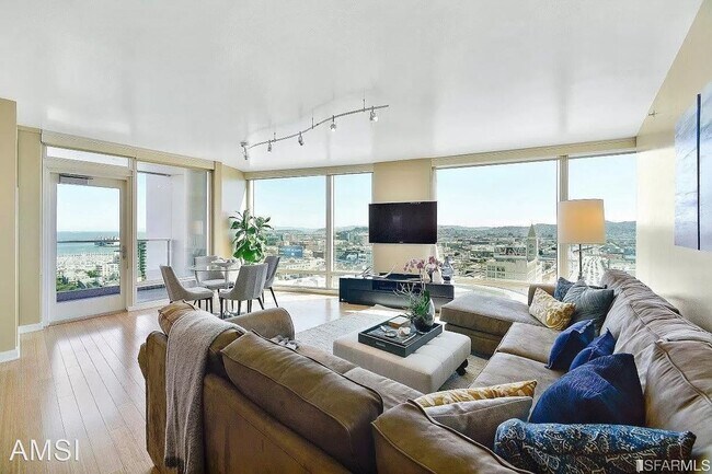 Foto del edificio - 2 br, 2 bath House - 425 1st Street #2103