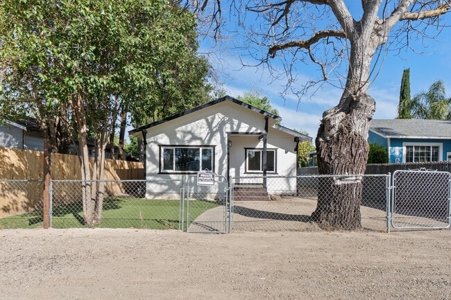 Foto del edificio - 309 Chipman Ave