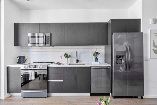 Foto del edificio - 398 NE 5th St