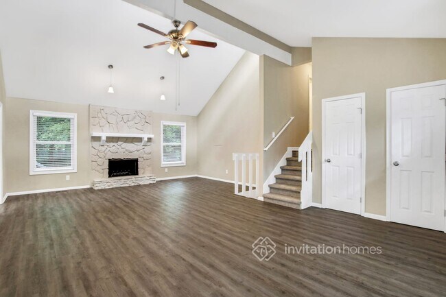 Foto del edificio - 3918 Ardsley Dr NE