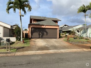 Building Photo - 95-696-696 Makaiolani St