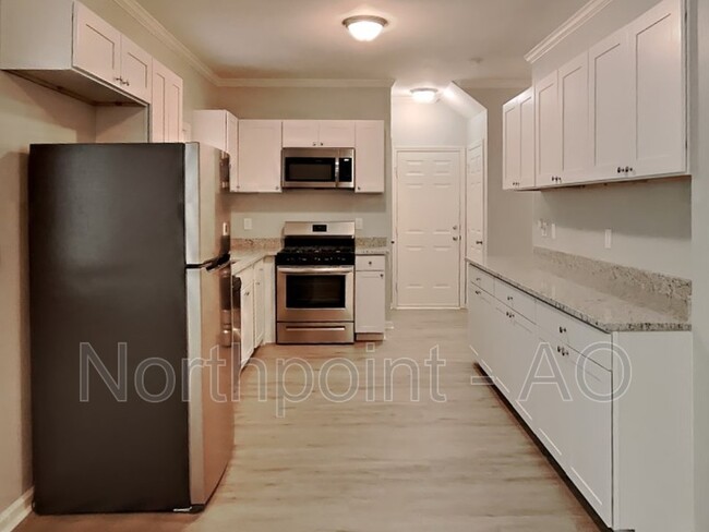 Foto del edificio - 943 Custer Ave SE