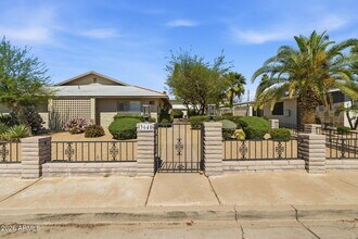 Building Photo - 3640 E Montecito Ave