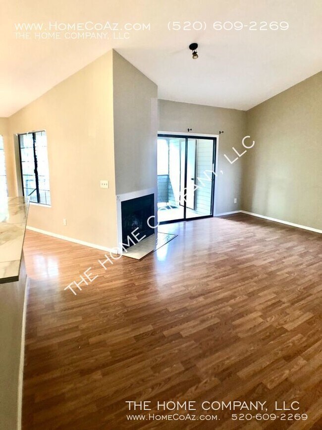Foto del edificio - 5614 S Wood Crest Dr