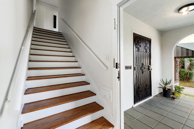 Foto del edificio - 2267 W 20th St