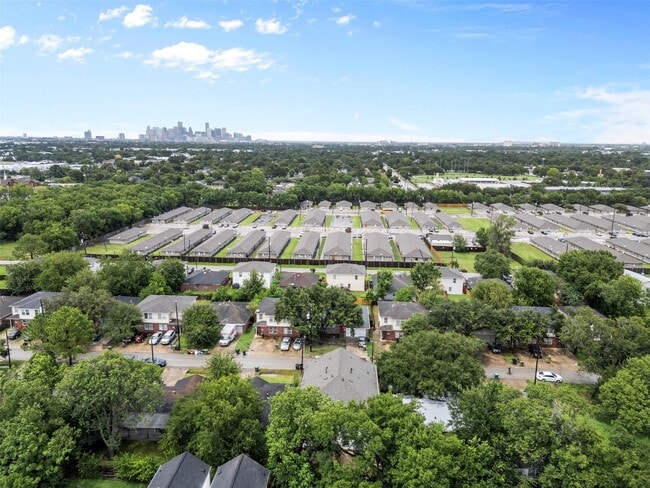 Foto del edificio - 3732 Amos St