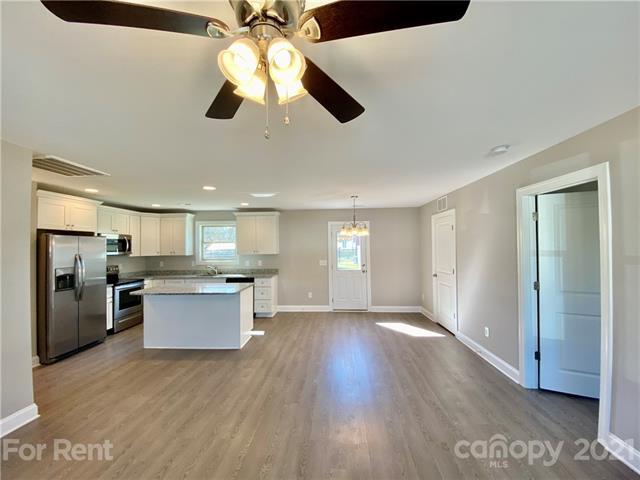 Foto del edificio - 227 Front St