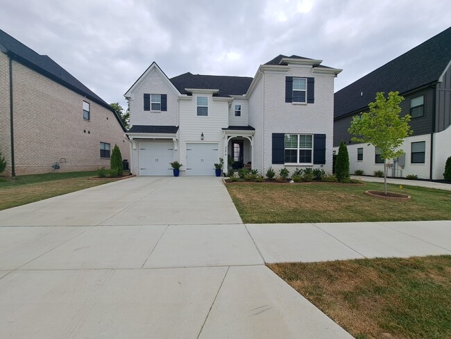 Building Photo - 3274 Sassafras Ln