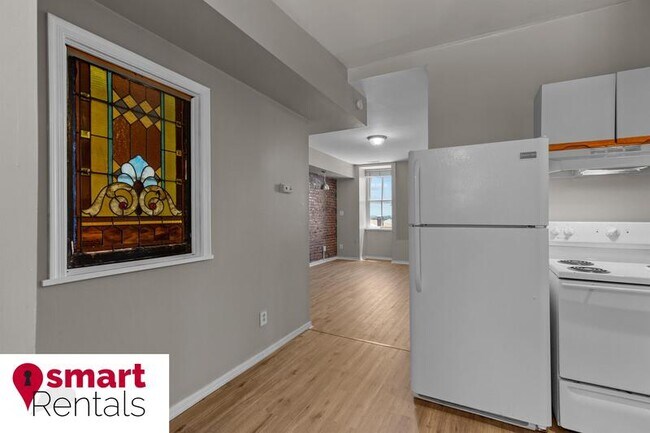 Building Photo - 1711 S 8th St