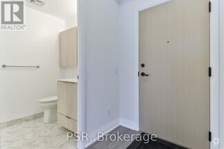 Building Photo - 1-211 Belsize Dr