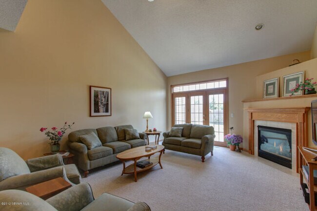 Living room - 2748 Viola Heights Dr NE