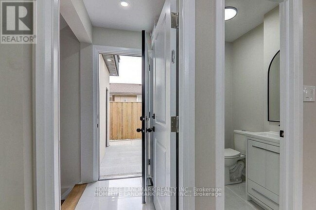 Building Photo - 20 Heggie Rd