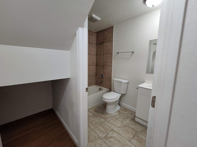 Building Photo - 149 Brookridge Dr