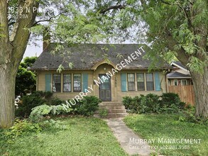 Building Photo - 1333 N Pine St