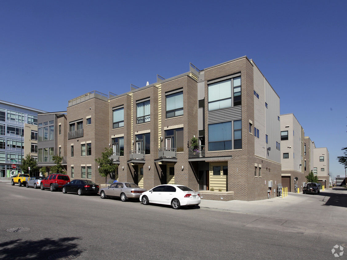 Foto principal - Condominiums