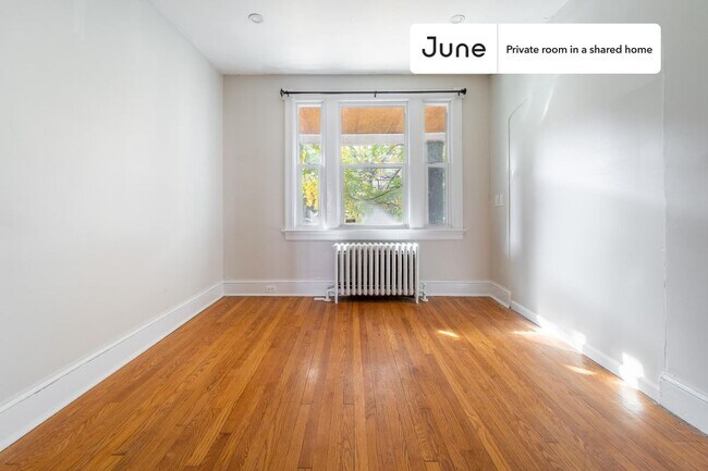 Foto del edificio - Room in Shared 2 bed/1 bath home in Columbia Heights