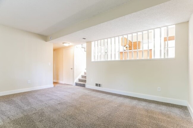 Foto del edificio - 4442 Biscay St