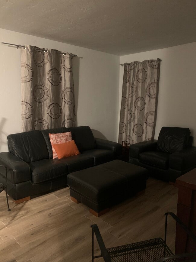 Foto del edificio - 16340 NW 17th Ct