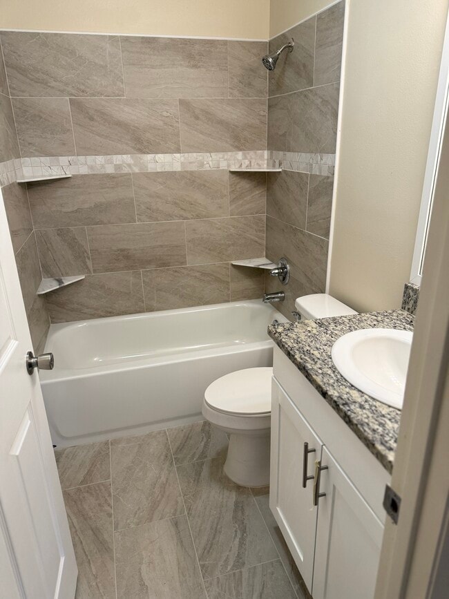 Building Photo - 149A Plain View Dr