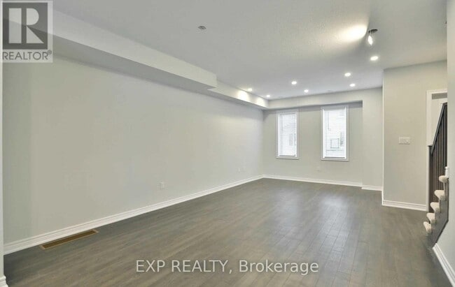 Building Photo - 32 Rapids Ln